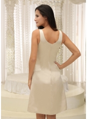 Prom Dress Strapless Champagne Appliques Decorate Bust Knee-length Bowknot