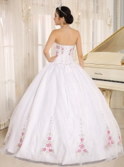 2013 Quinceanera Dress White Embroidery For Custom Made