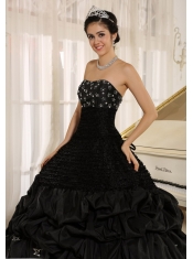 Quinceanera Dress Appliques Decorate On Taffeta Strapless Black
