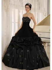 Quinceanera Dress Appliques Decorate On Taffeta Strapless Black