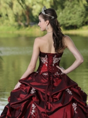 Quinceanera Dress Custom Made Burgundy  Party Wear With Satin Embroidery Decorate