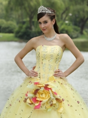 Quinceanera Dress For 2013 Appliques Embroidery and Hand Made Flowers Light Yellow  Strapless Floor-length