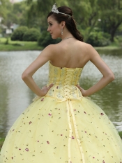 Quinceanera Dress For 2013 Appliques Embroidery and Hand Made Flowers Light Yellow  Strapless Floor-length