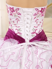 Quinceanera  Dress With Embroidery Decorate White   Organza Strapless