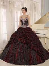 Quinceanera Gowns Special Fabric Pick-ups Spagetti Straps Appliques Decorate