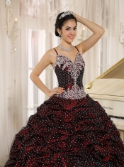 Quinceanera Gowns Special Fabric Pick-ups Spagetti Straps Appliques Decorate