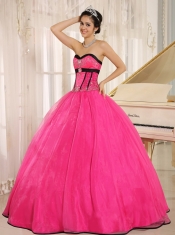 Qunceanera Dress With Hot Pink Sweetheart Beaded Decorate Organza
