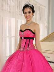 Qunceanera Dress With Hot Pink Sweetheart Beaded Decorate Organza