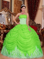2013 Sexy Prom Dress In Spring Green Strapless Floor-length Organza Beading For Quinceanera Dress