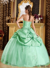 2013 The most Popular Quinceanera Dress In Apple Green With Ball Gown Style And Strapless With Tulle and Taffeta Beading