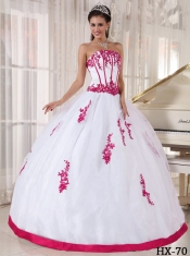 Elegant Ball Gown Strapless Floor-length Quinceanera Dress Red and White Appliques
