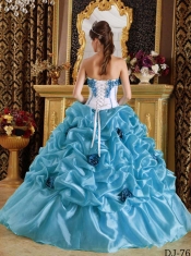 Elegant Blue Sweetheart Ball Gown Quinceanera Dress with Organza Hand Made Flowers