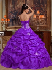 Elegant Purple Ball Gown Strapless Floor-length Appliques Taffeta Quinceanera Dress