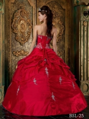 Elegant Red Ball Gown Sweetheart Floor-length Taffeta Appliques Quinceanera Dress