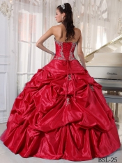 2014 beautiful Strapless Floor-length Red Ball Gown Taffeta and Tulle Appliques Quinceanera Dress
