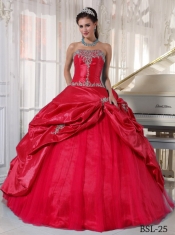 2014 beautiful Strapless Floor-length Red Ball Gown Taffeta and Tulle Appliques Quinceanera Dress
