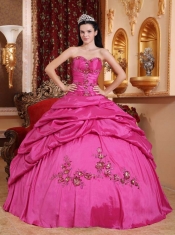 Ball Gown Floor-length Sweetheart With Appliques Taffeta For Sweet 16 Dresses