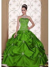 Classical Embroidery Taffeta Strapless Decorate With Modest Quinceanera Dress with Pick-ups And Beading