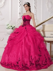 Colourful Ball Gown Strapless Floor-length Organza Appliques For Sweet 16 Dresses