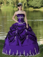 Custom Made Purple 15th Birthday Dresses  Party Wear With Satin Embroidery Decorate