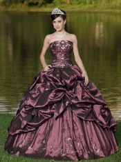 Custom Size Strapless Appliques Ball Gown Dress with Beaded Decorate in Burgundy