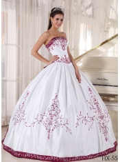 Elegant Embroidery Strapless Floor-length Discount Quinceanera Dresses in White and Wine Red