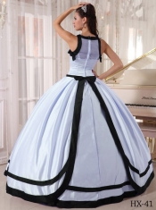Fashionable Ball Gown Bateau In Colourful Classical Quinceanera Dresses