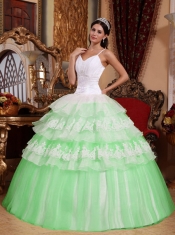 Green Ball Gown Spaghetti Straps Quinceanera Dress with Organza Lace Appliques
