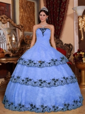 Lilac Ball Gown Strapless 15th Birthday Dresses Organza Lace Appliques