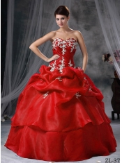 New Styles Ball Gown In Red Sweetheart With Organza Appliques Quinceanera Dress