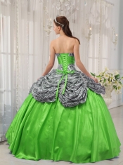 New Styles Spring Green Ball Gown Sweetheart With Taffeta and Zebra Ruffles Quinceanera Dress