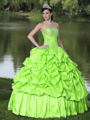 Perfect Spring Green For Clearance Quinceanera Dress With Strapless Beaded Decorate Taffeta
