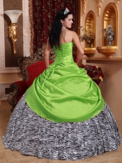 Spring Green Ball Gown Sweetheart  Taffeta and Zebra Quinceanera Dress  with Beading