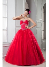 Sweetheart Beadings Red Ball Gown Lace-up Tulle Best Quinceanera Dresses