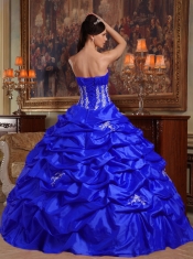 Taffeta Ruching Royal Blue Strapless Appliques Ball Gown Dress with Hande Made Flower