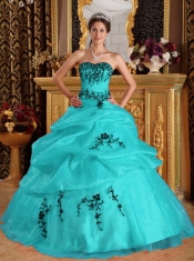 Turquoise Ball Gown Sweetheart 15th Birthday Dresses Satin and Organza Embroidery