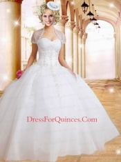 2014 Fashionable Sweetheart White Quinceanera Gown with Beading