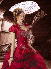 2015 Gorgeous Sweetheart Wine Red Sweet 15 Dress with Beading and Pick Ups