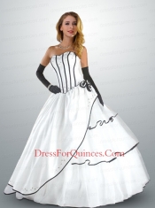 Cheap Strapless Organza and Taffeta White Quinceanera Gown with Beading