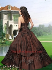 2014 Gorgeous Strapless Brown Quinceanera Dresses with Ruching and Embroidery