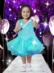 2014 Romantic Scoop Tea-length Little Girl Dress with Appliques and Ruffles