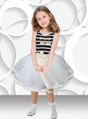 2014 White and Black Short Scoop Little Girl Dress with Bowknot