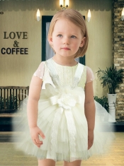 Cute Ball Gown Scoop Mini-length Little Girl Dress in White