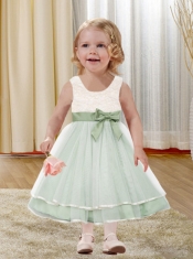 2014 Simple A-Line Scoop Bowknot Flower Girl Dress with Bowknot