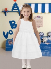 A-Line Scoop White Flower Girl Dresses with Ruching for 2014