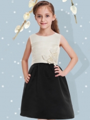 Cheap Column Scoop Flower Girl Dress with Hand Made Flowers