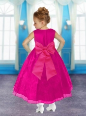 Romantic Ball Gown Scoop Mini-length Flower Girl Dress in Hot Pink
