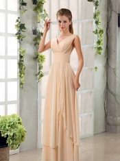 Ruching V Neck Chiffon Dama Dresses in Champagne