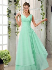 Ruching V Neck Chiffon Dama Dresses in Champagne