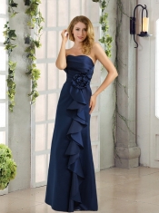 Sweetheart Ruching and Hand Made Flowers Dama Dresses in Navy Blue